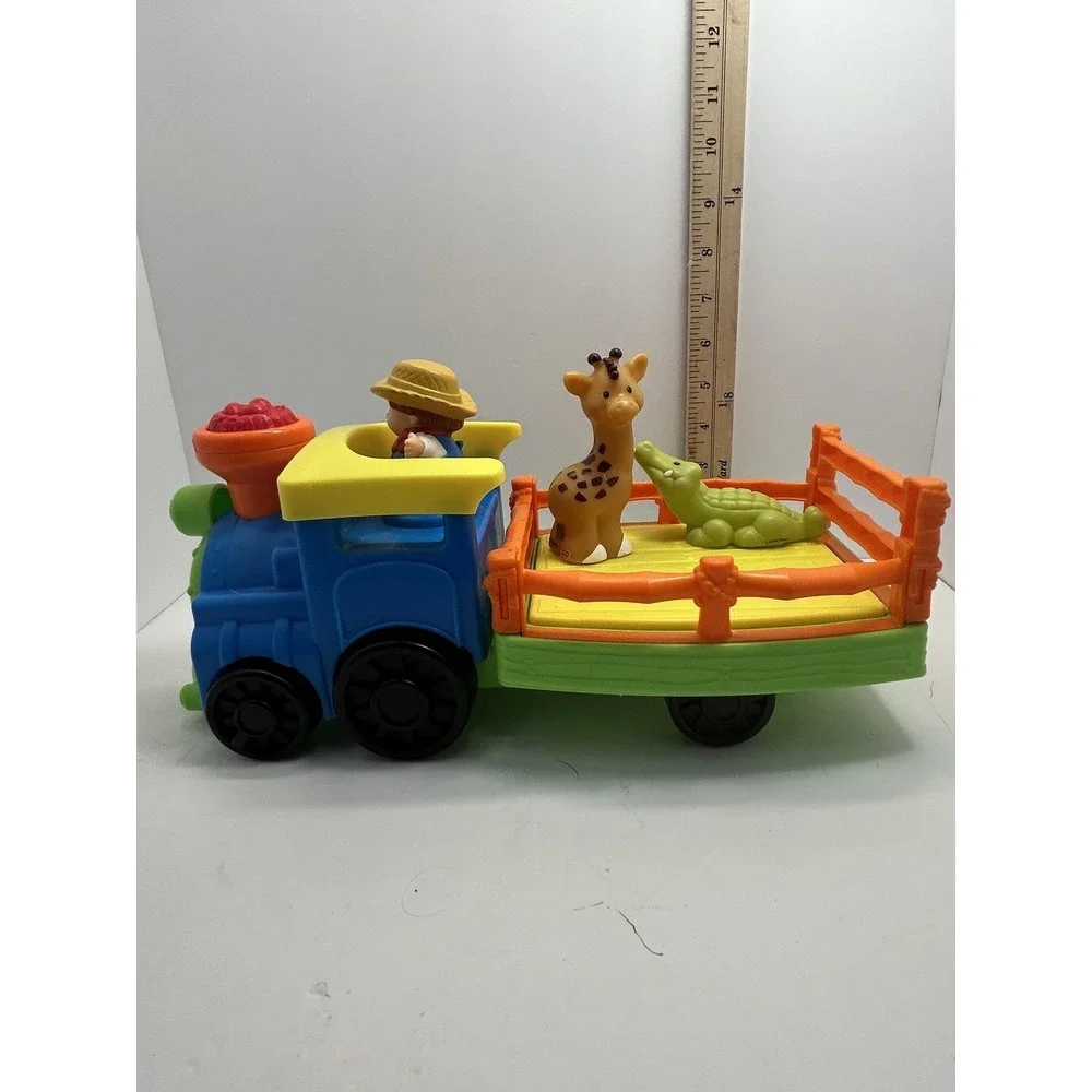 Fisher-Price Little People Blue Train Toy Vehicle Farmer Giraffe Alligator Zoo